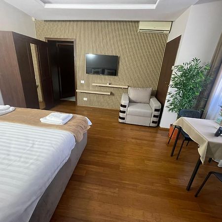 Therme Airport Resort Corbeanca Luaran gambar