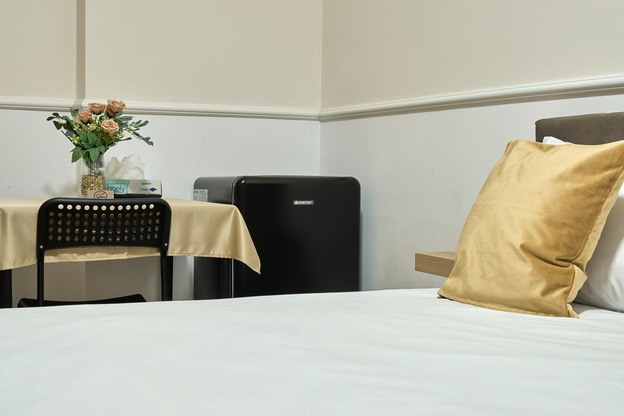Therme Airport Resort Corbeanca Luaran gambar
