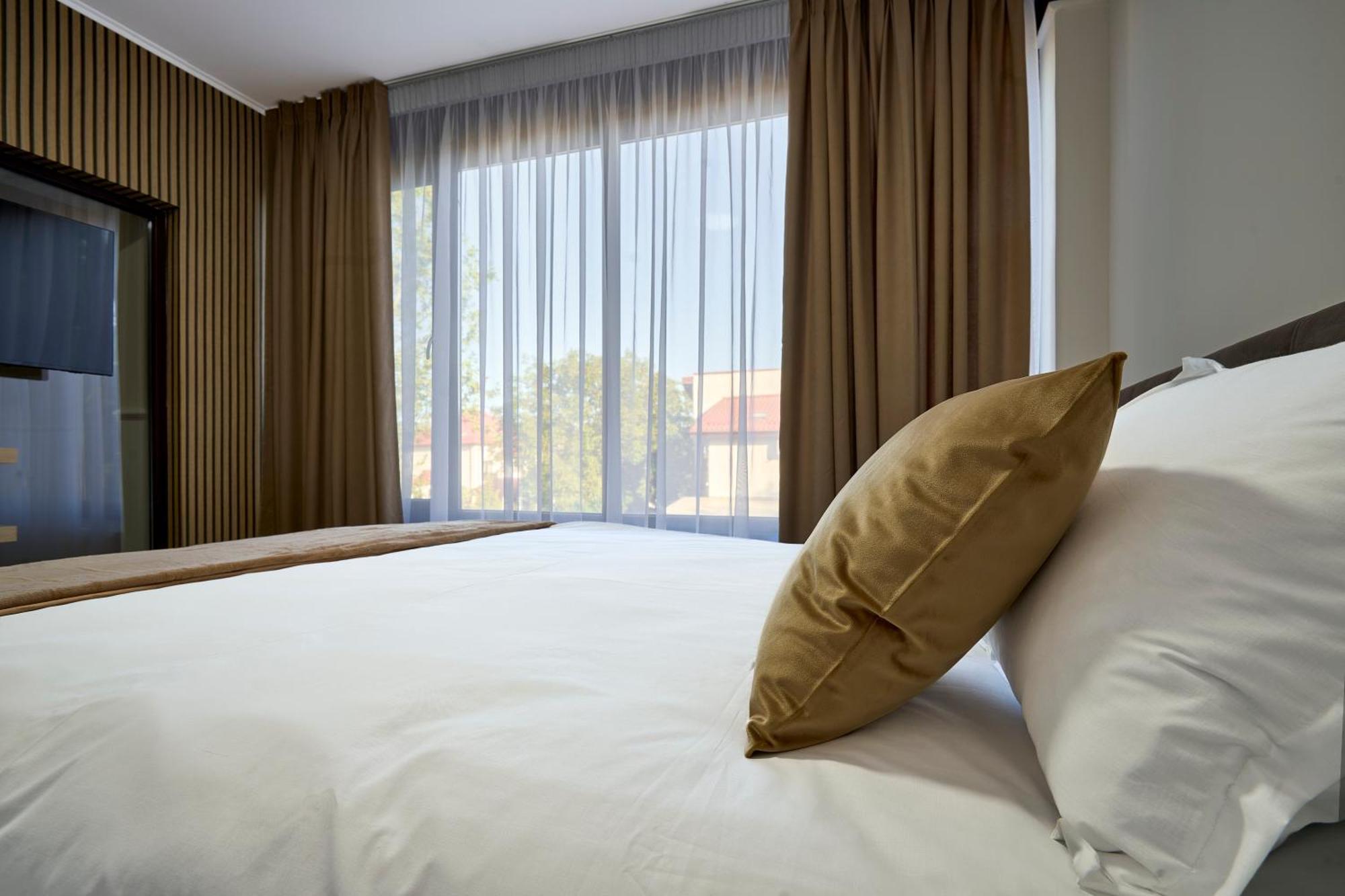 Therme Airport Resort Corbeanca Luaran gambar