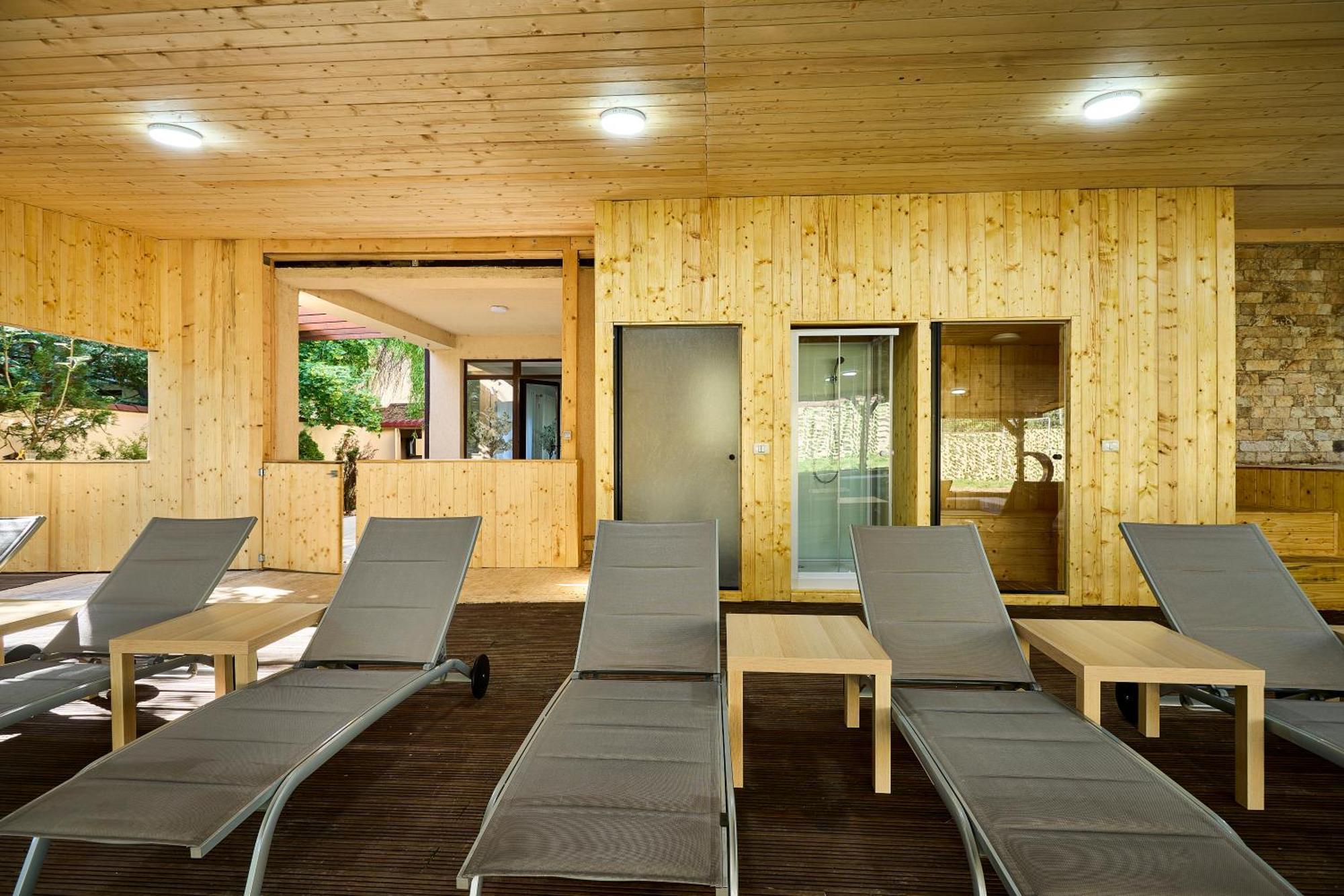 Therme Airport Resort Corbeanca Luaran gambar