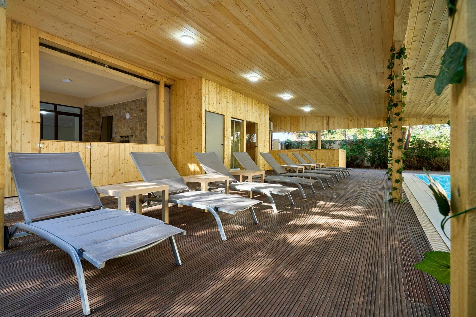 Therme Airport Resort Corbeanca Luaran gambar